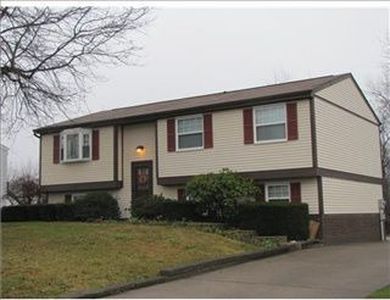1025 Crestwood Dr, North Huntingdon, PA, 15642