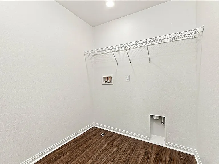 5577 Bella Way — Photo 15