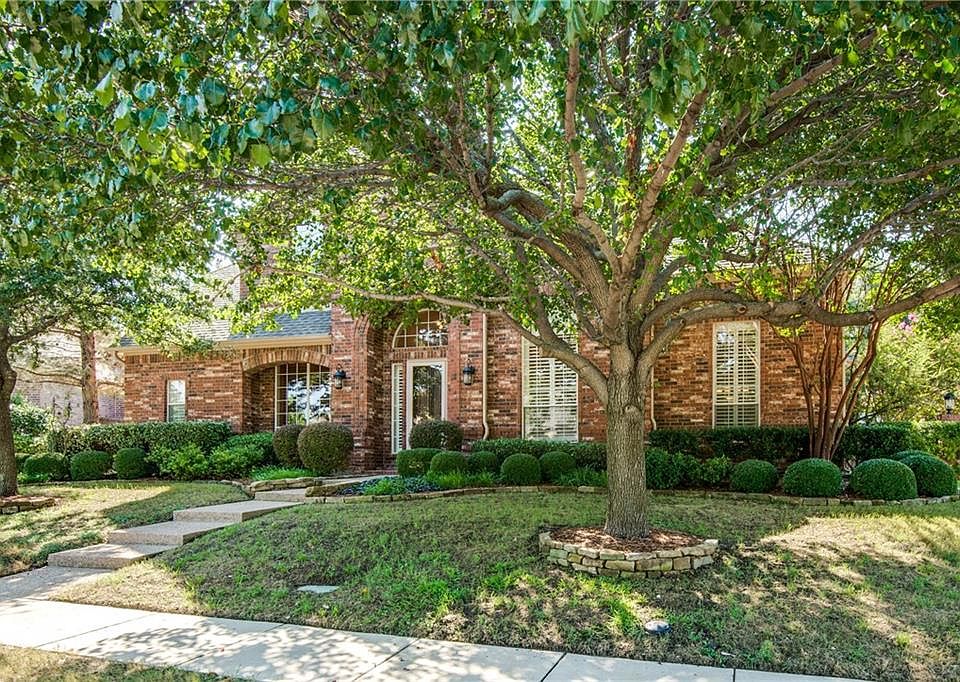 2nd image of 1909 Cypress Point Dr