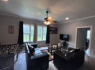733 S College St, Grenada, MS 38901