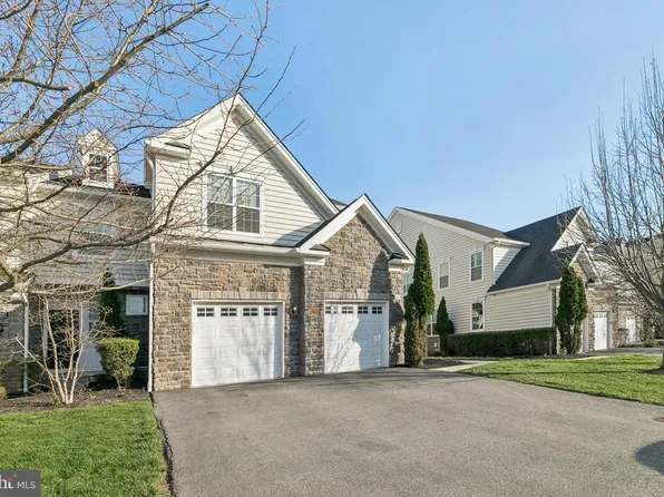 2133 Julia Dr, Conshohocken, PA 19428