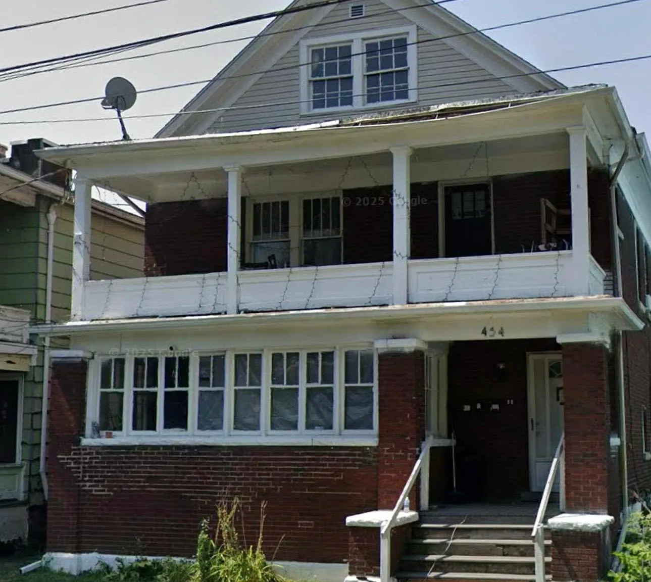 3 bed, 1324 sqft, $1,200 — Photo 1