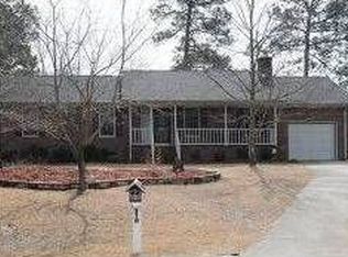 991 Pepperwood Dr, Fayetteville, NC 28311