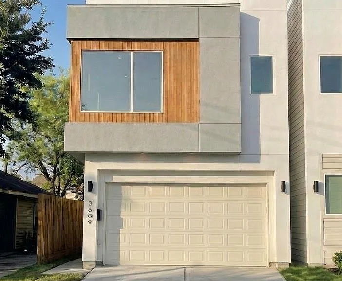 3609 Dennis St — Photo 1