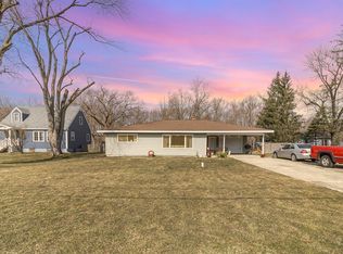 114 E Rand St, Hobart, IN 46342