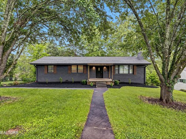 328 Liveoak Dr, Knoxville, TN 37920