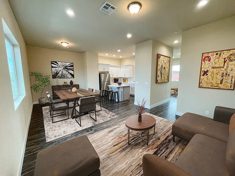 150 S Horne #106 — Photo 4