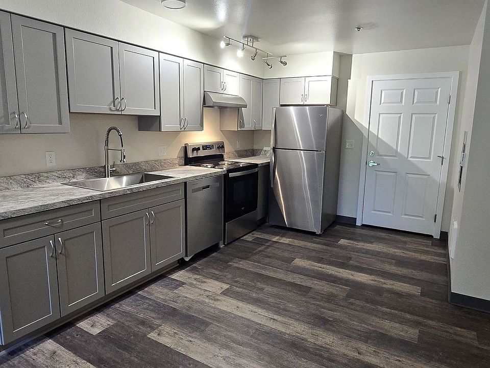 1st image of 979 Patterson St APT 209