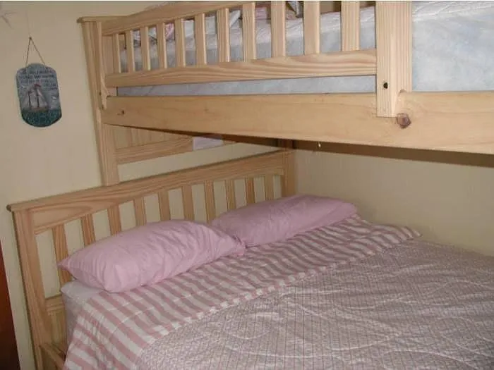 Bedroom 2 - 2 Twins