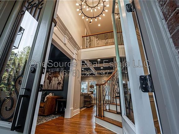 5th image of 3125 Carlton Rd
