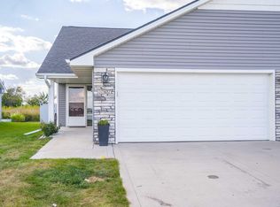 1307 Fair View Dr, Dallas Center, IA 50063