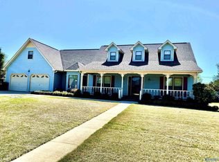 1731 Robinhood Way, Decatur, AL 35603