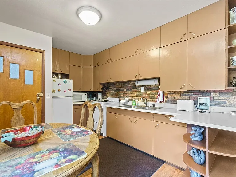 7321 Ideal Ave #C — Photo 3