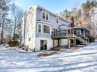 6180 Lost Colony Dr, Woodbridge, VA 22193