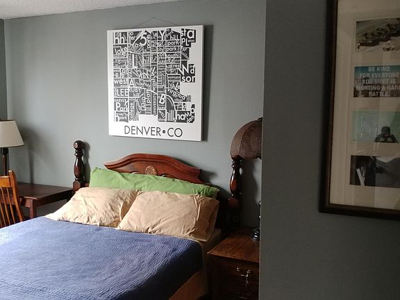 Bedroom for rent. This is a queen sized bed for context. Spa