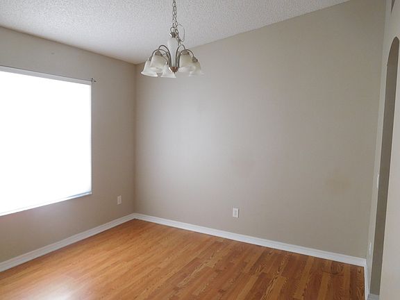 4th image of 7469 Deck Ln