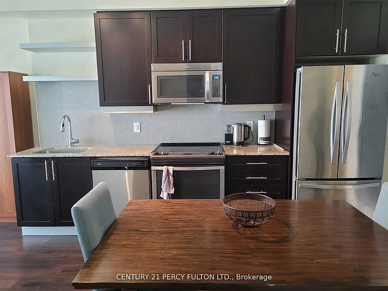 400 Adelaide St E #1202 — Photo 8