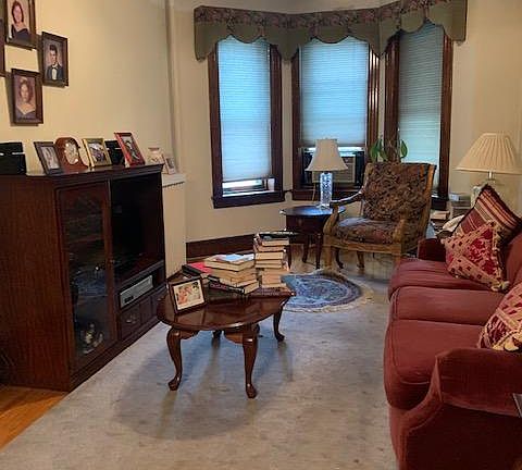 5th image of 89 Magnolia Ave #1