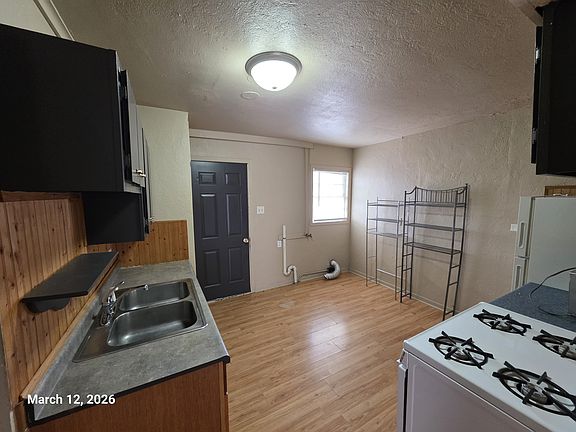 3rd image of 412 38th Street Pl