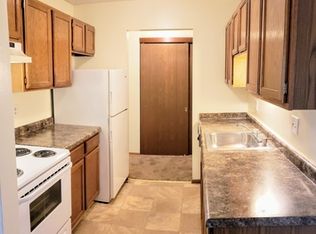 11513 W Brown Deer Rd APT 203, Milwaukee, WI 53224