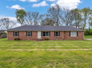 304 Highfield Dr, Murfreesboro, TN 37128