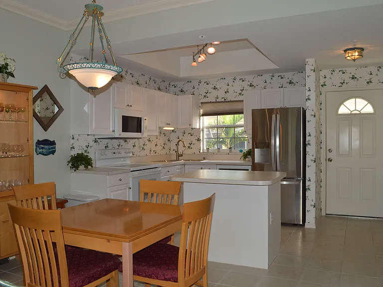 8370 Wingate Dr #717 — Photo 4