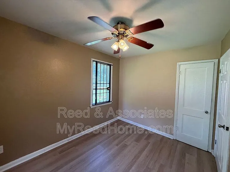 3209 Winslow Rd — Photo 7
