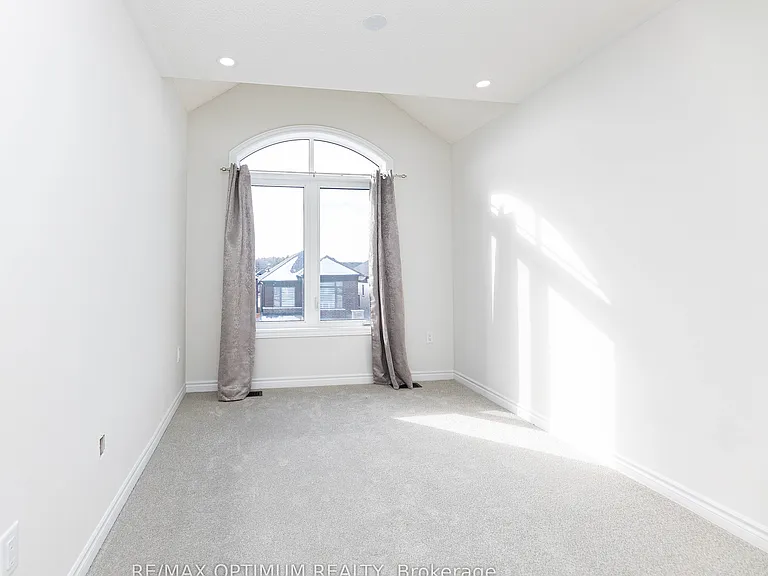 63 Minnock St — Photo 28