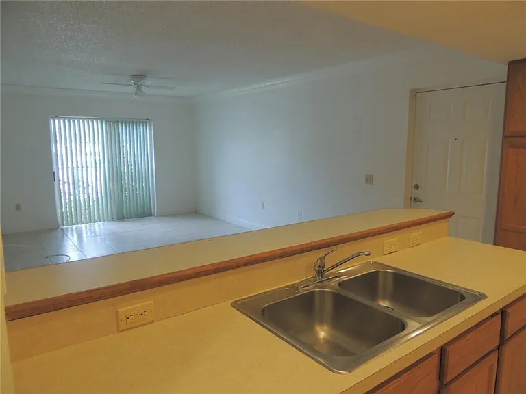 9905 Westwood Dr #16-3 — Photo 9