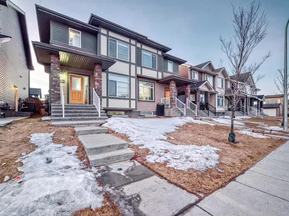 10097 E 46th St NE, Calgary, AB T3J 0Y5