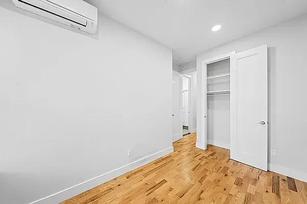 Rented by Evergreen Realty & Investments | media 5