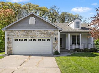 2221 Hunters Run, Kalamazoo, MI 49048