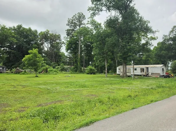 905 Merriman Ave W, Wynne, AR 72396