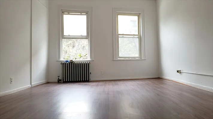 Rented by ZealEstate Group Inc | media 14