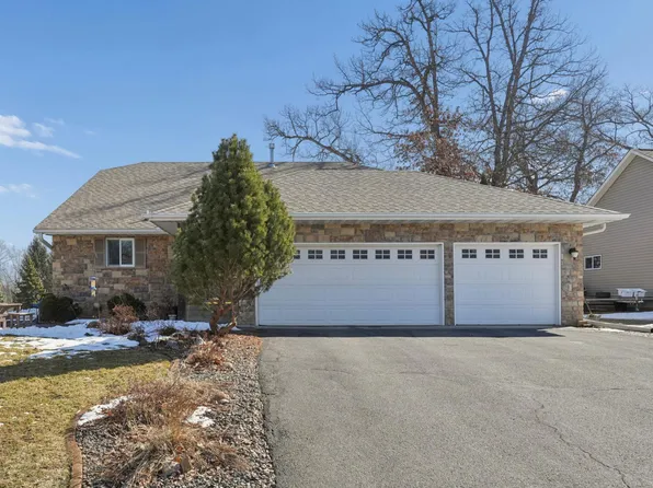 9251 227th St, Forest Lake, MN 55025