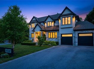 540 Weir Ave, Oakville, ON L6L4X4