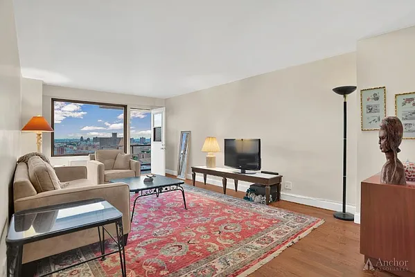 Sold by Anchor Associates | media 4