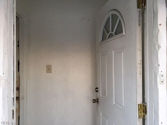 4th image of 3609 Turnpike Rd
