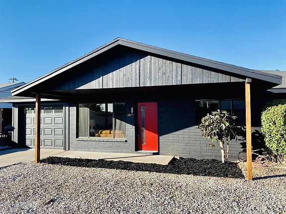 3rd image of 1312 E Desert Park Ln