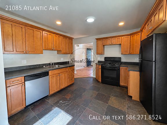 5th image of 21085 Atlantic Ave
