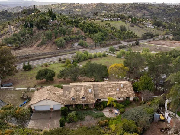 1663 Scooter Ln, Fallbrook, CA 92028