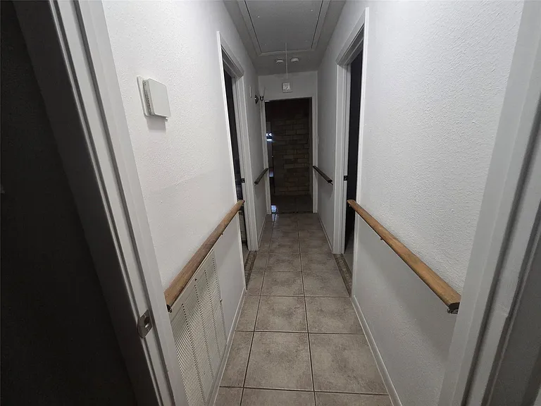 9802 Sagepike Dr — Photo 23