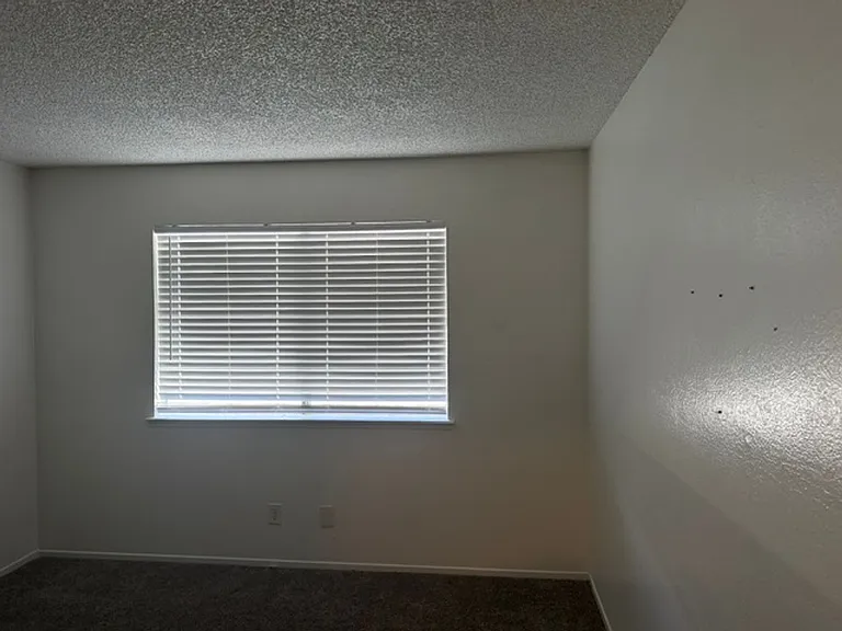 6544 Bremen Dr — Photo 3