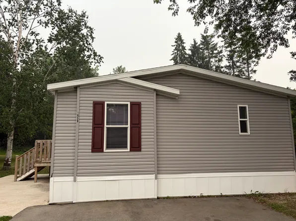 417 N 14th Ave #175, Sturgeon Bay, WI 54235