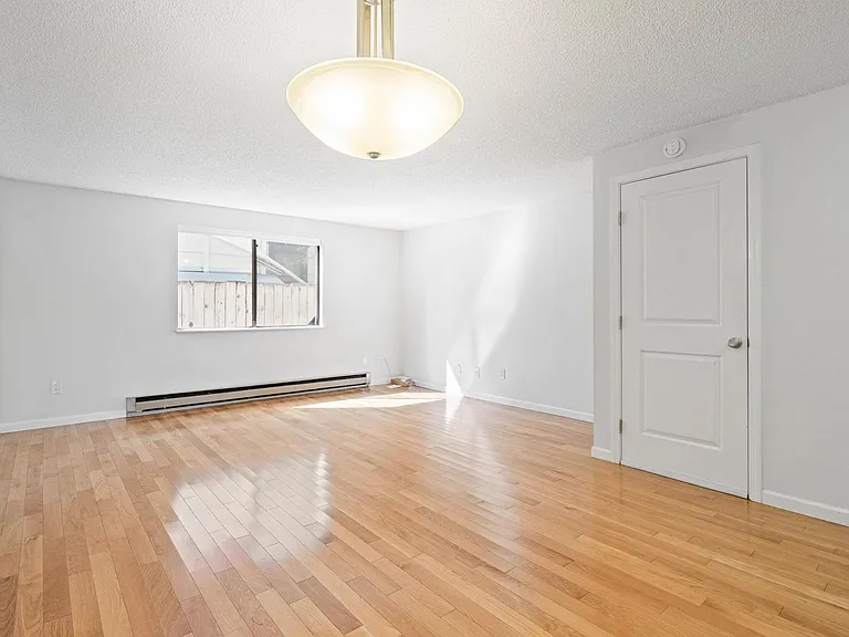 2730-2734 SE Alder St #2732 — Photo 6