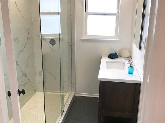 Fully renovated Bathroom
