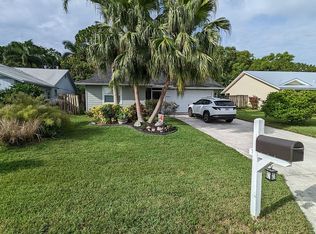 4190 SE Peppertree St, Stuart, FL 34997