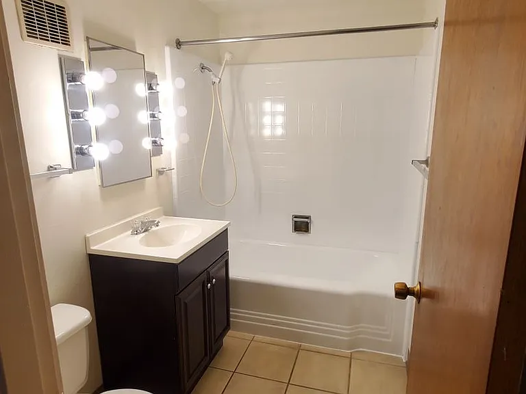 615 S Alder St #3 — Photo 7