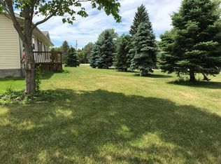 608 6th St, Hecla, SD 57446