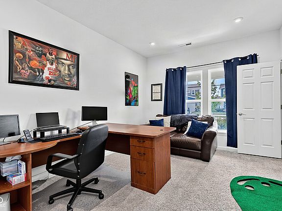 4th image of 4320 Indigo Walk Ln